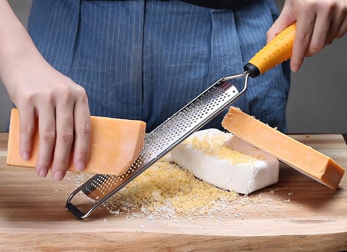 Top 5 Cheese Graters for Quick and Mess-Free Shredding